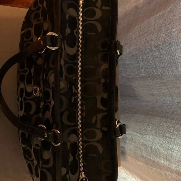 Signature Coach Diaper Bag - Black - Picture 6 of 9